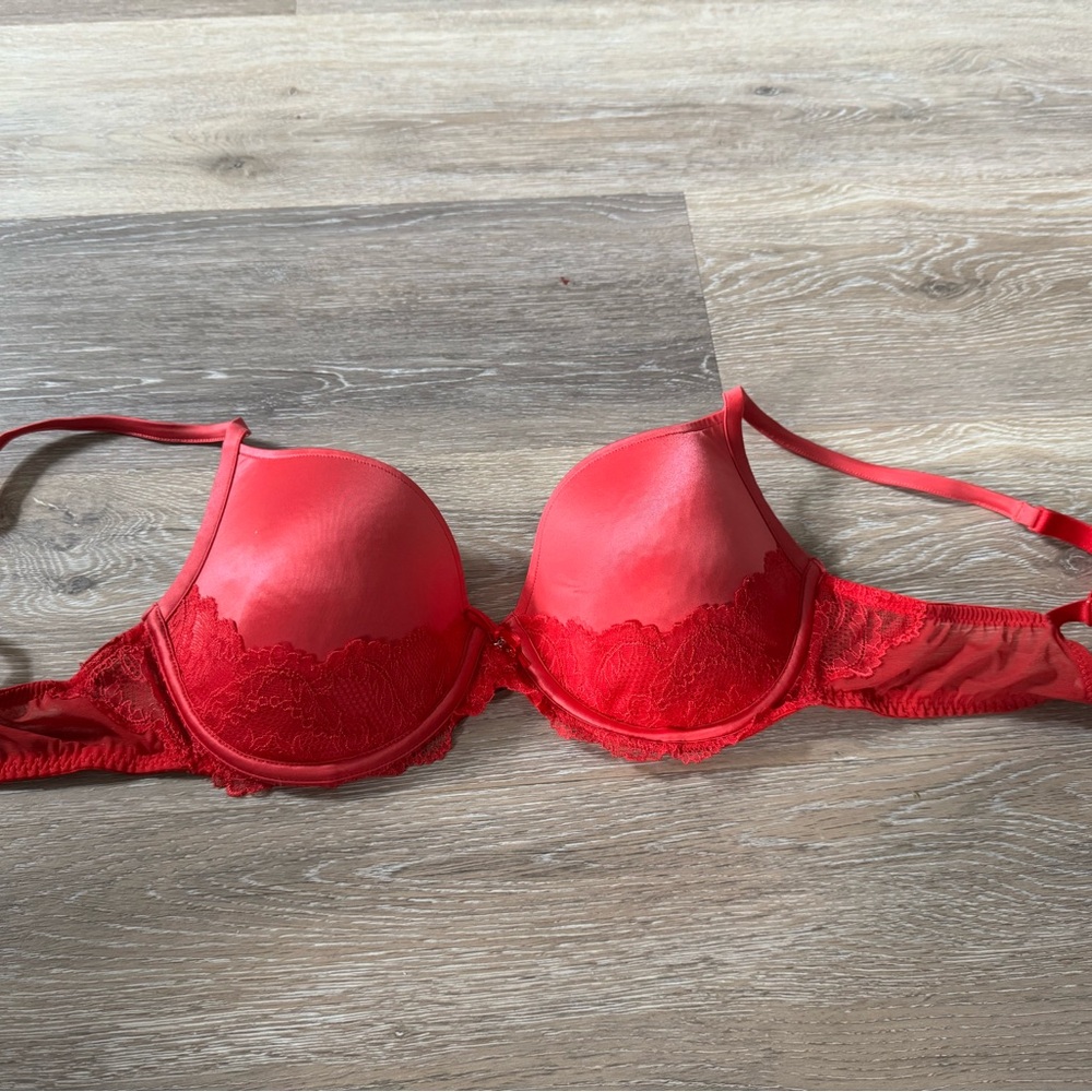 Elegant Red Lace Bra